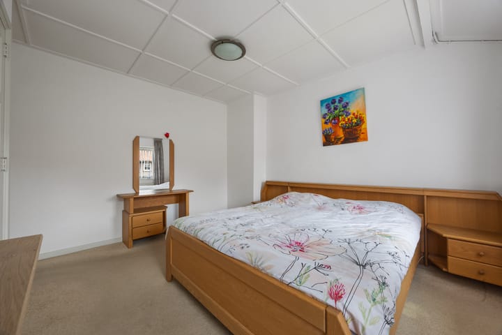 Photo 11 of Demer 57