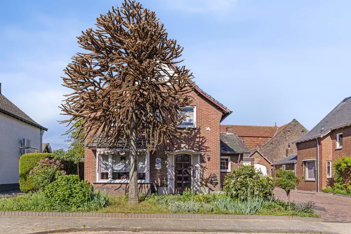 Foto 24 van Posthuisstraat 4