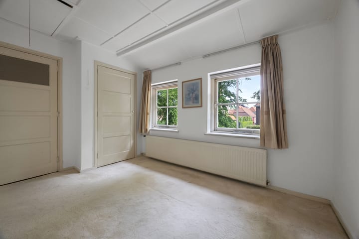 Photo 15 of Demer 57