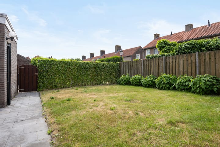 Photo 16 of Demer 57