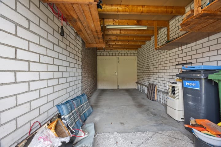 Photo 20 of Demer 57