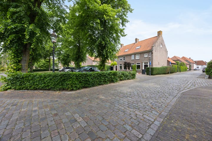 Photo 24 of Demer 57