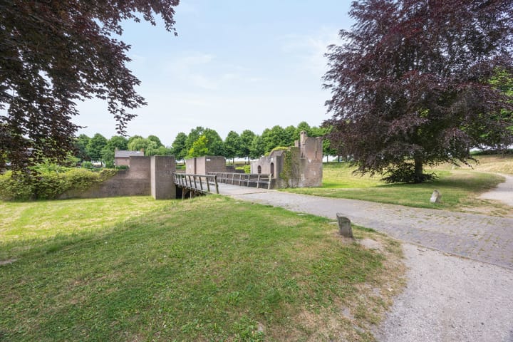 Photo 25 of Demer 57