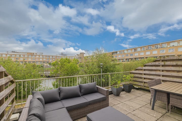 Photo 2 of Kromboomsveld 43