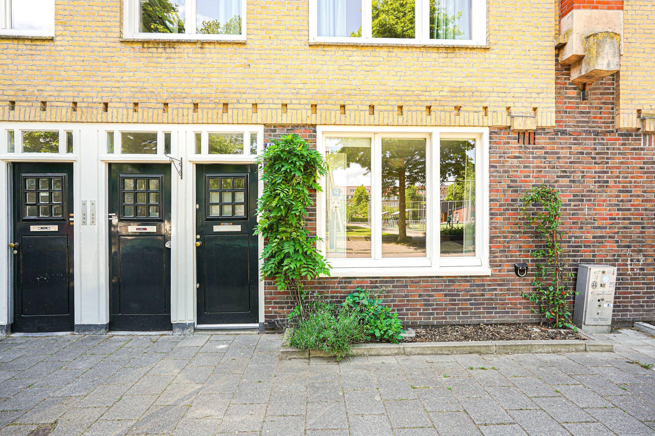 Photo 30 of Makassarstraat 46-H