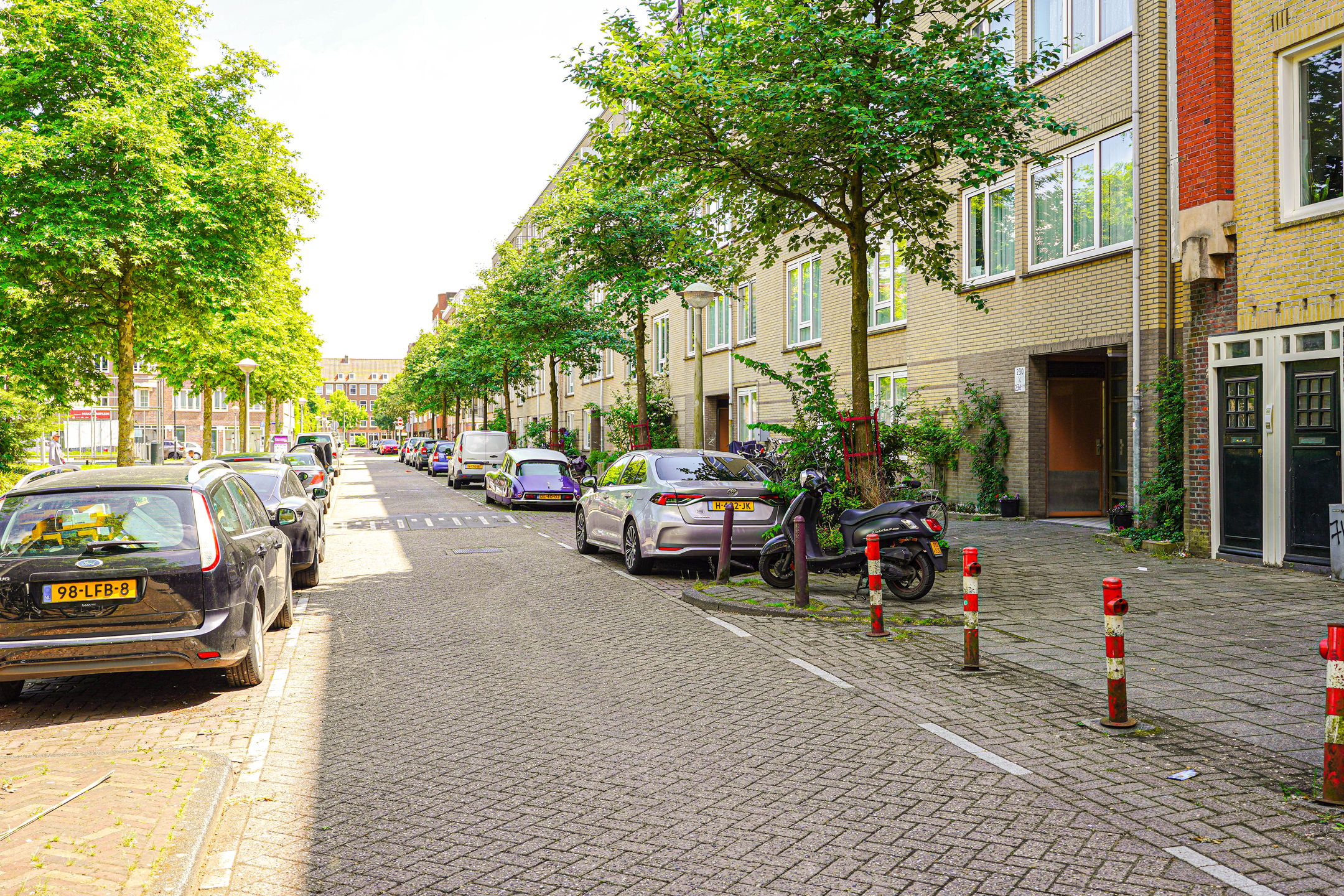 Photo 33 of Makassarstraat 46-H