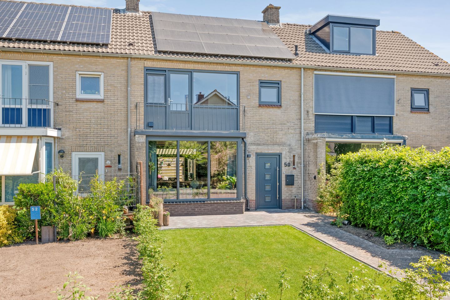 Photo 4 of Friesendorpstraat 50