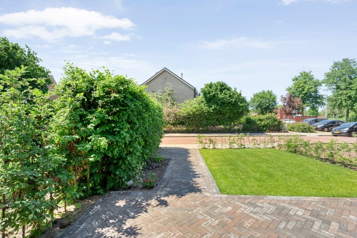 Photo 9 of Friesendorpstraat 50