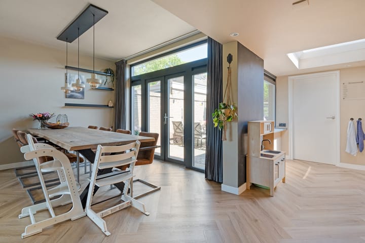 Photo 13 of Friesendorpstraat 50