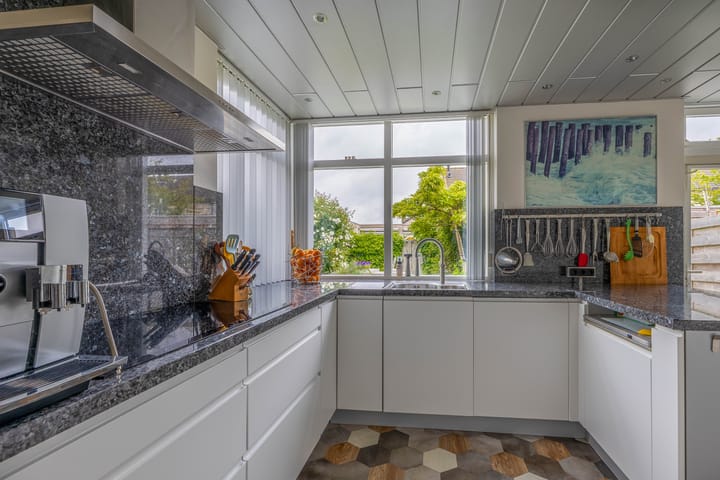 Photo 3 of Apollolaan 45