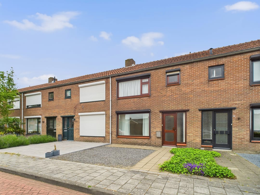 Photo 1 of Robertstraat 57