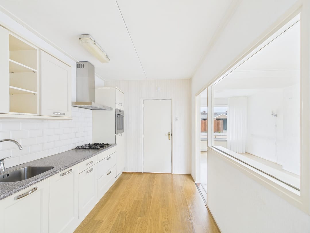 Photo 7 of Robertstraat 57