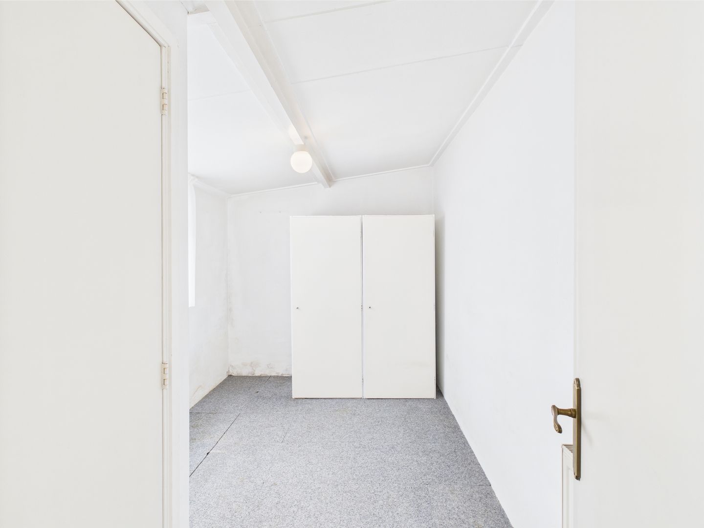 Photo 10 of Robertstraat 57