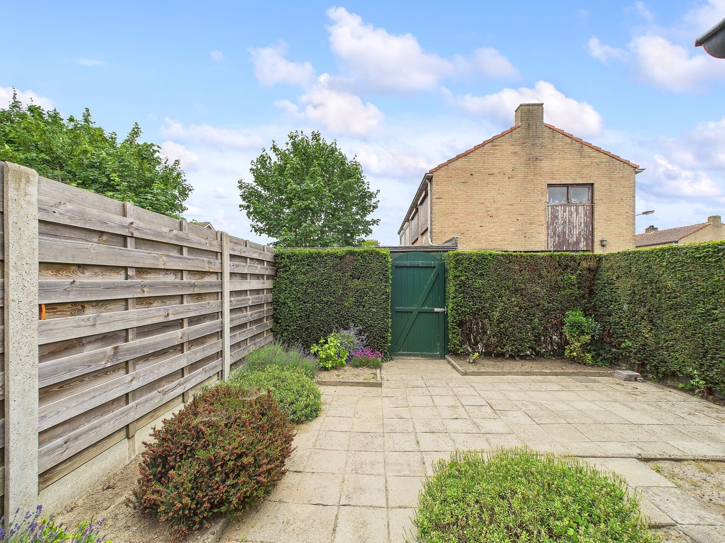 Photo 25 of Robertstraat 57