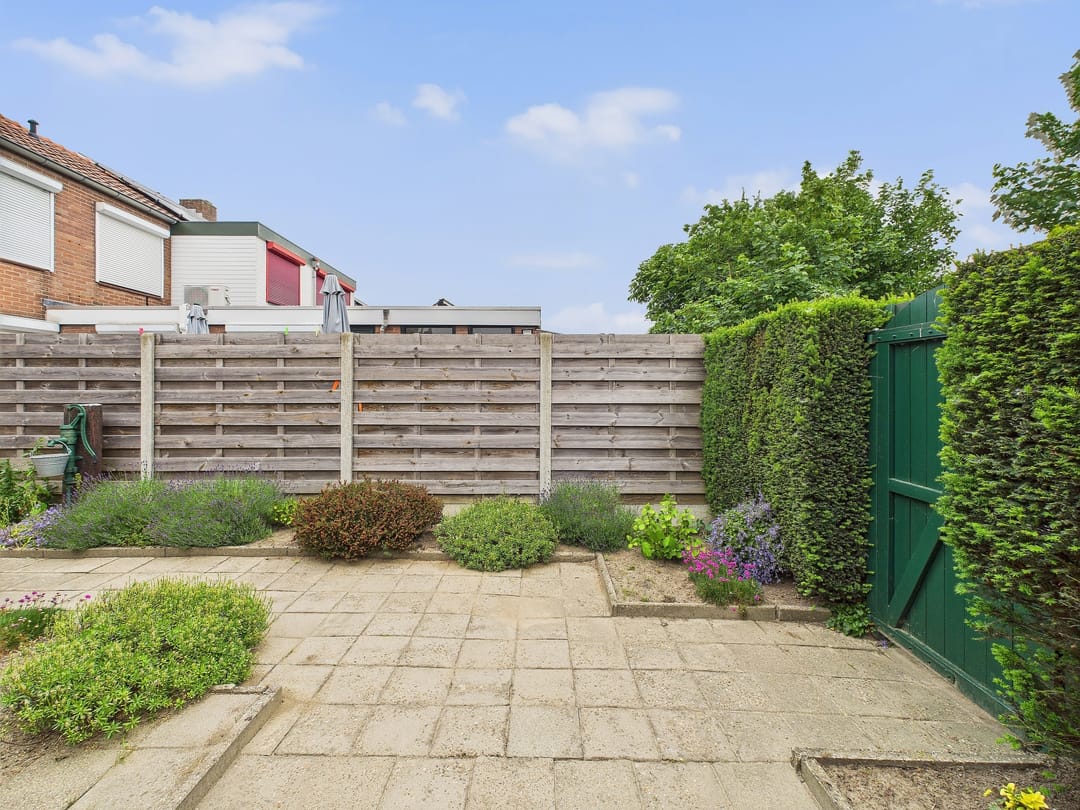 Photo 26 of Robertstraat 57