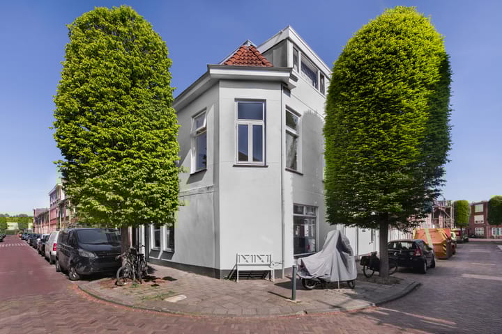 Adriaan Loosjesstraat 6-ZW