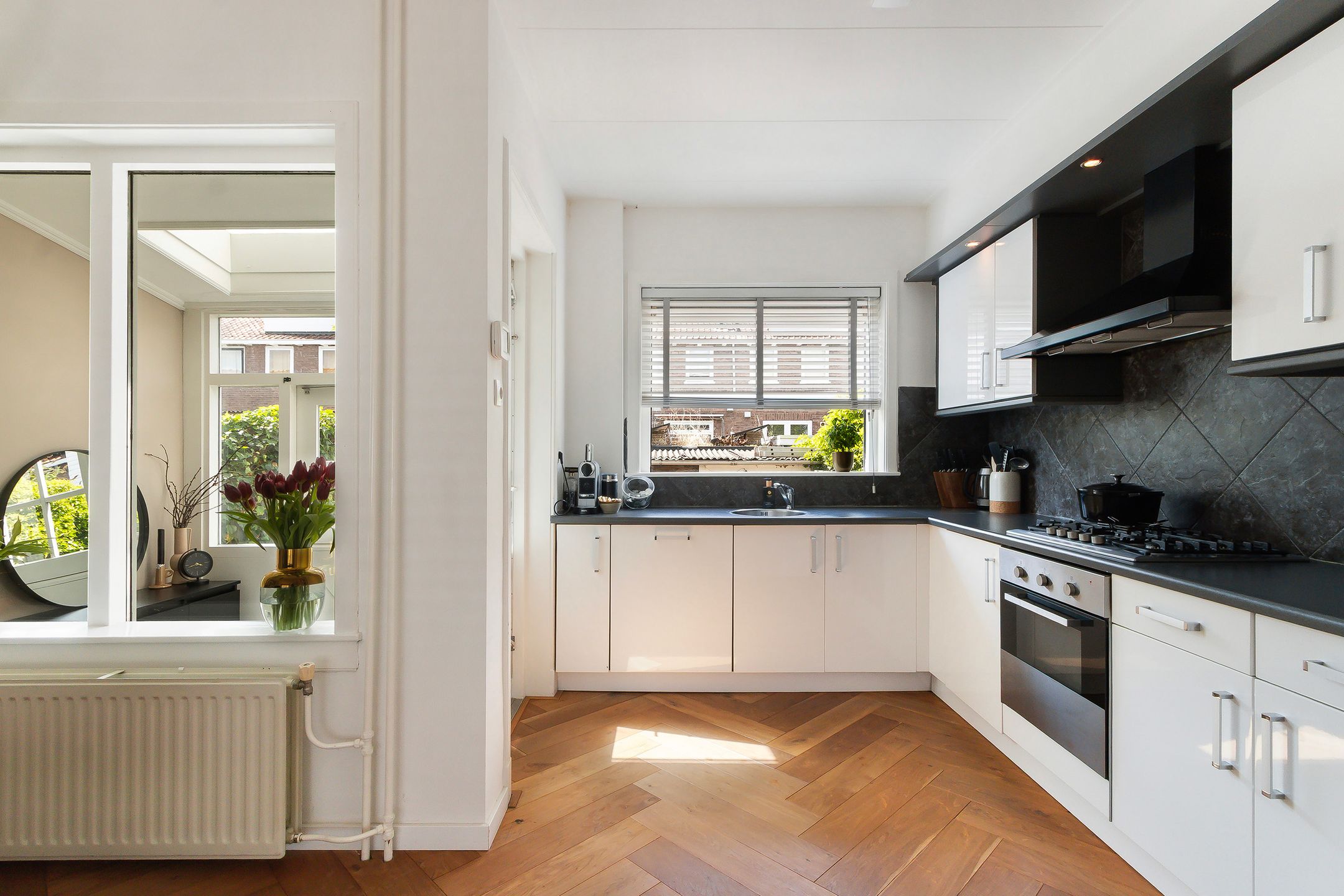 Photo 9 of Herradesstraat 39