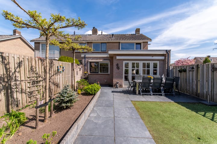 Foto 2 van Poortjesgoed 62