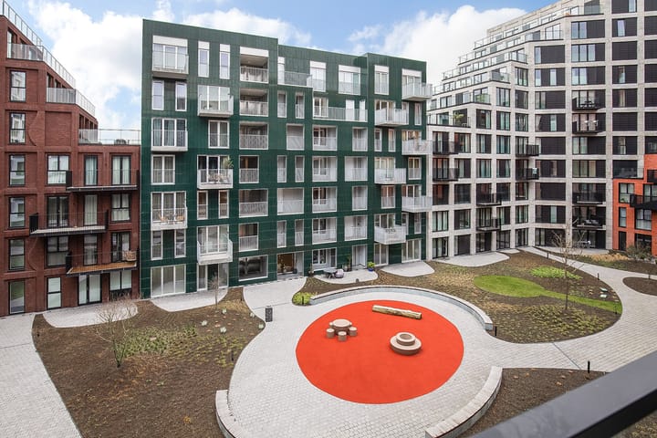 Photo 6 of Mies van der Rohestraat 37