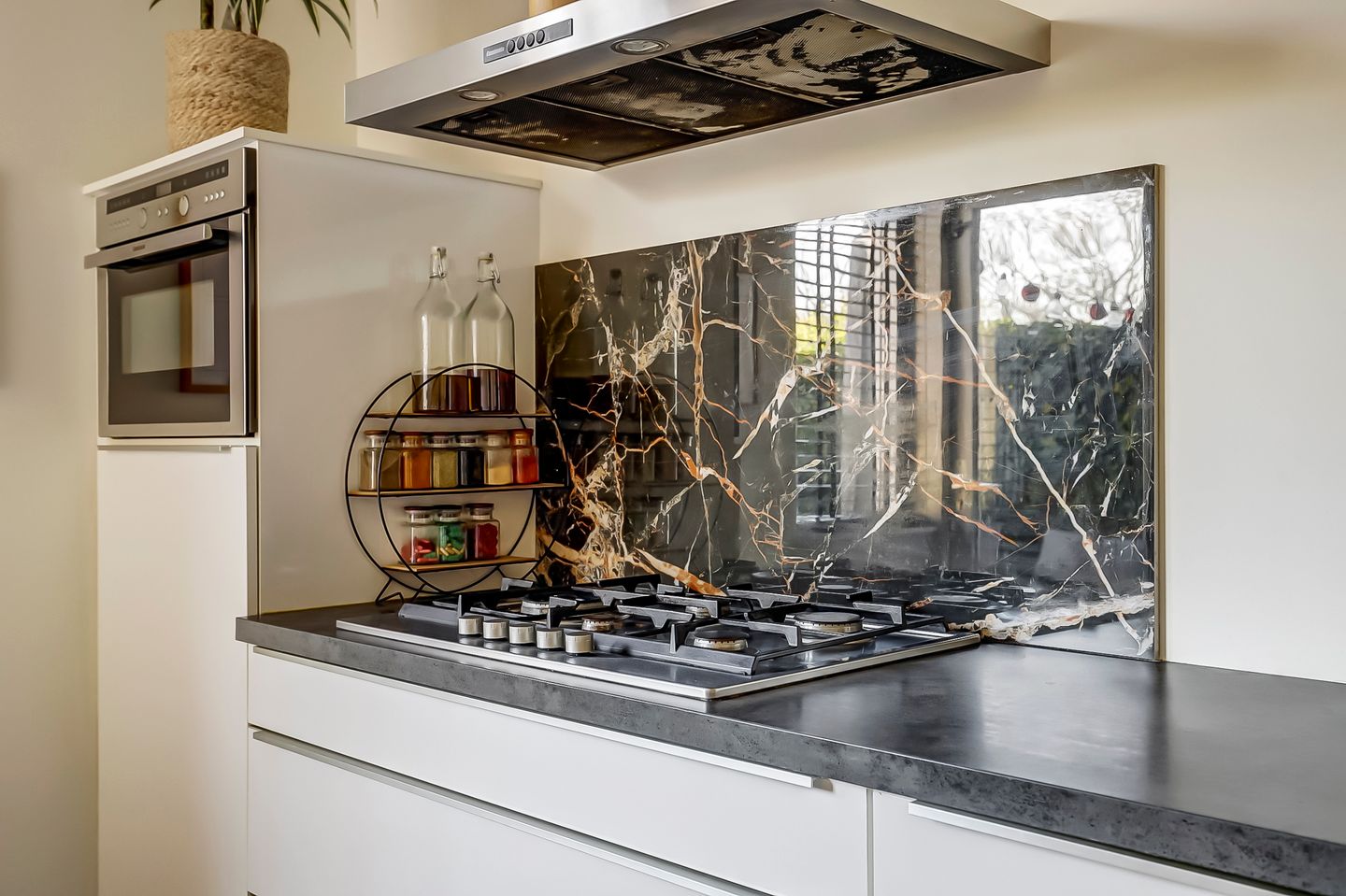 Foto 10 van Klarissenstraat 102