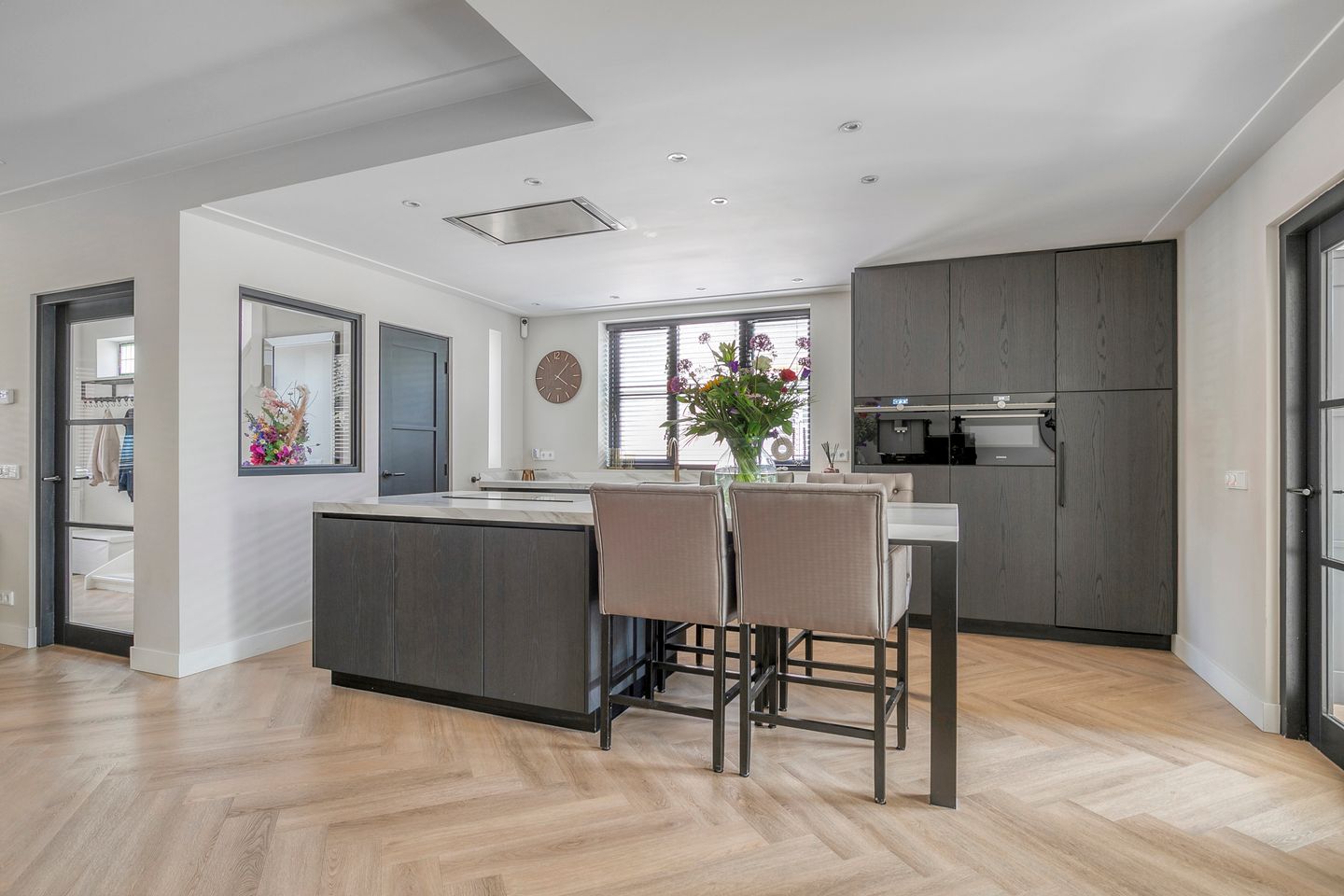 Foto 10 van Zeelsterstraat 163