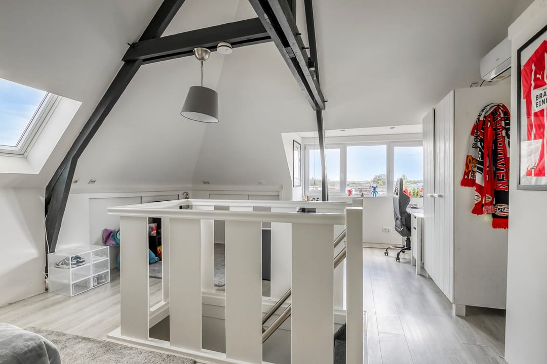 Foto 26 van Zeelsterstraat 163