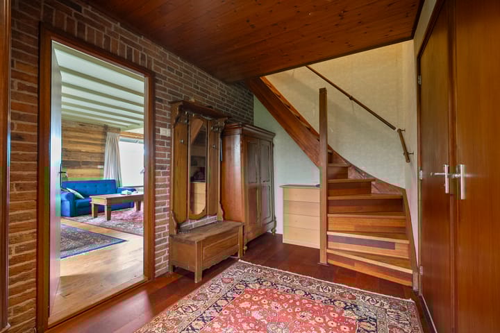 Foto 11 van Middenweg 37