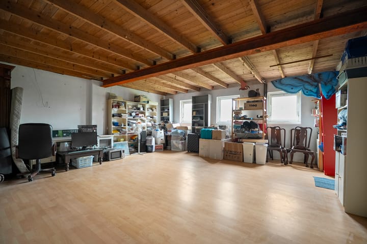 Foto 25 van Middenweg 37