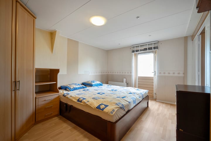 Foto 34 van Middenweg 37