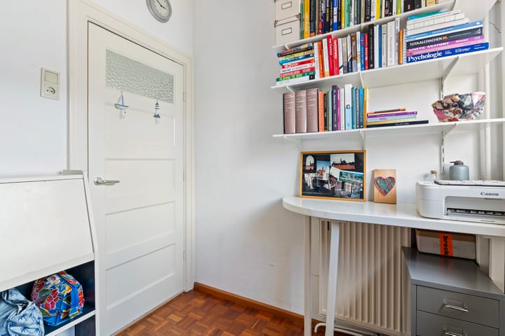 Foto 20 van Maclaine Pontstraat 40