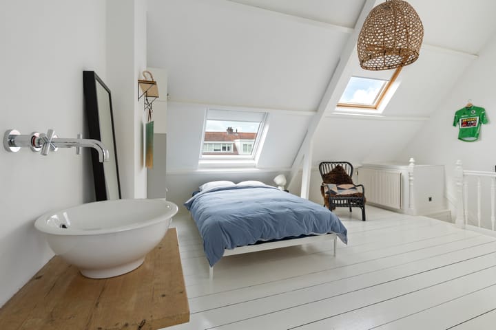 Foto 26 van Maclaine Pontstraat 40