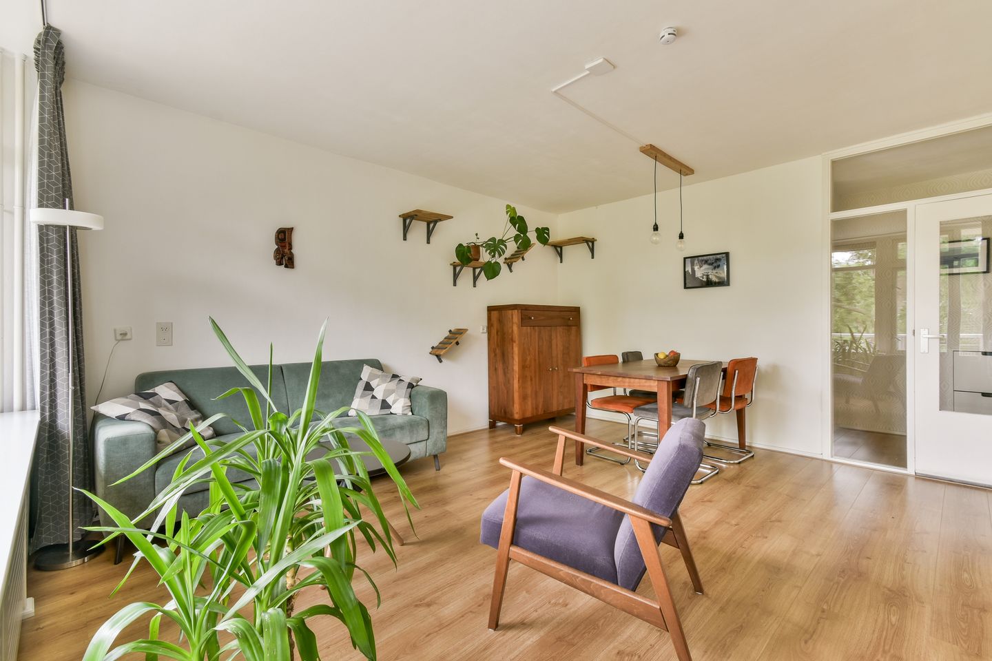 Foto 5 van Jacques Urlusplantsoen 183