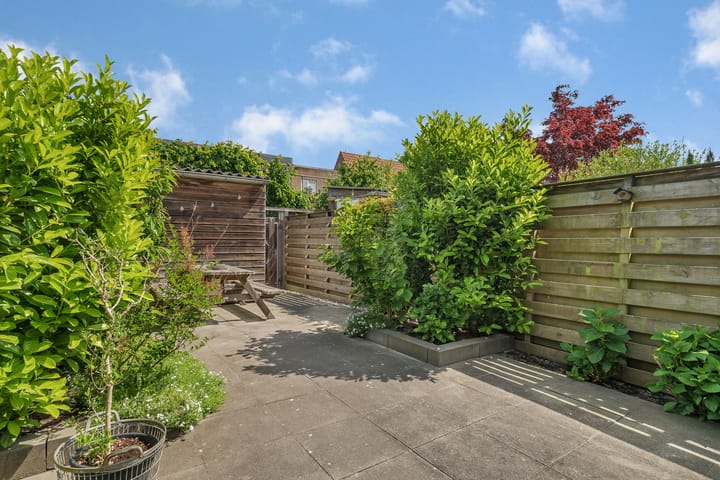 Foto 26 van Tuinwal 82