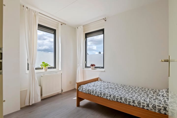 Foto 34 van P. Westdorpstraat 8