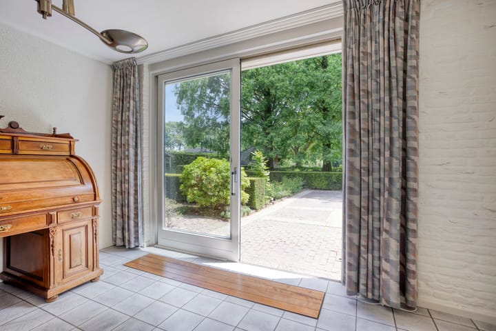 Foto 10 van Loonsestraat 1-A