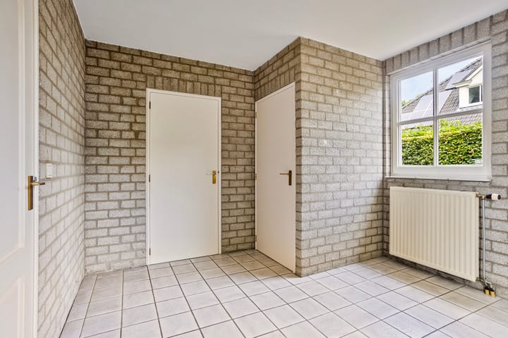 Foto 15 van Loonsestraat 1-A