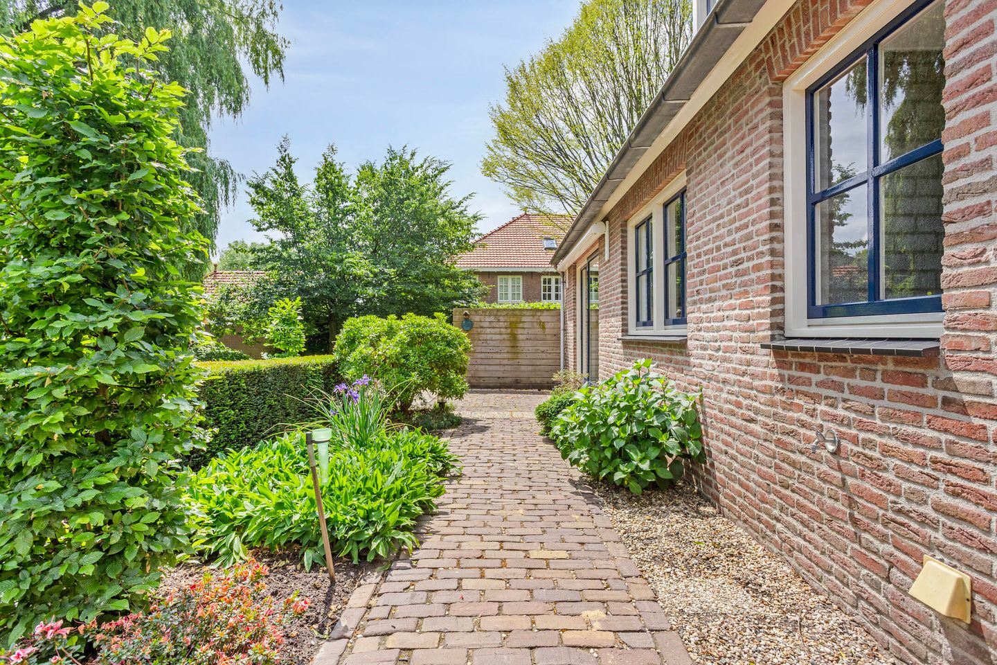 Foto 34 van Loonsestraat 1-A