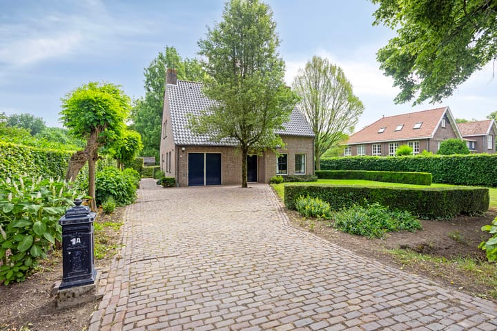 Foto 48 van Loonsestraat 1-A