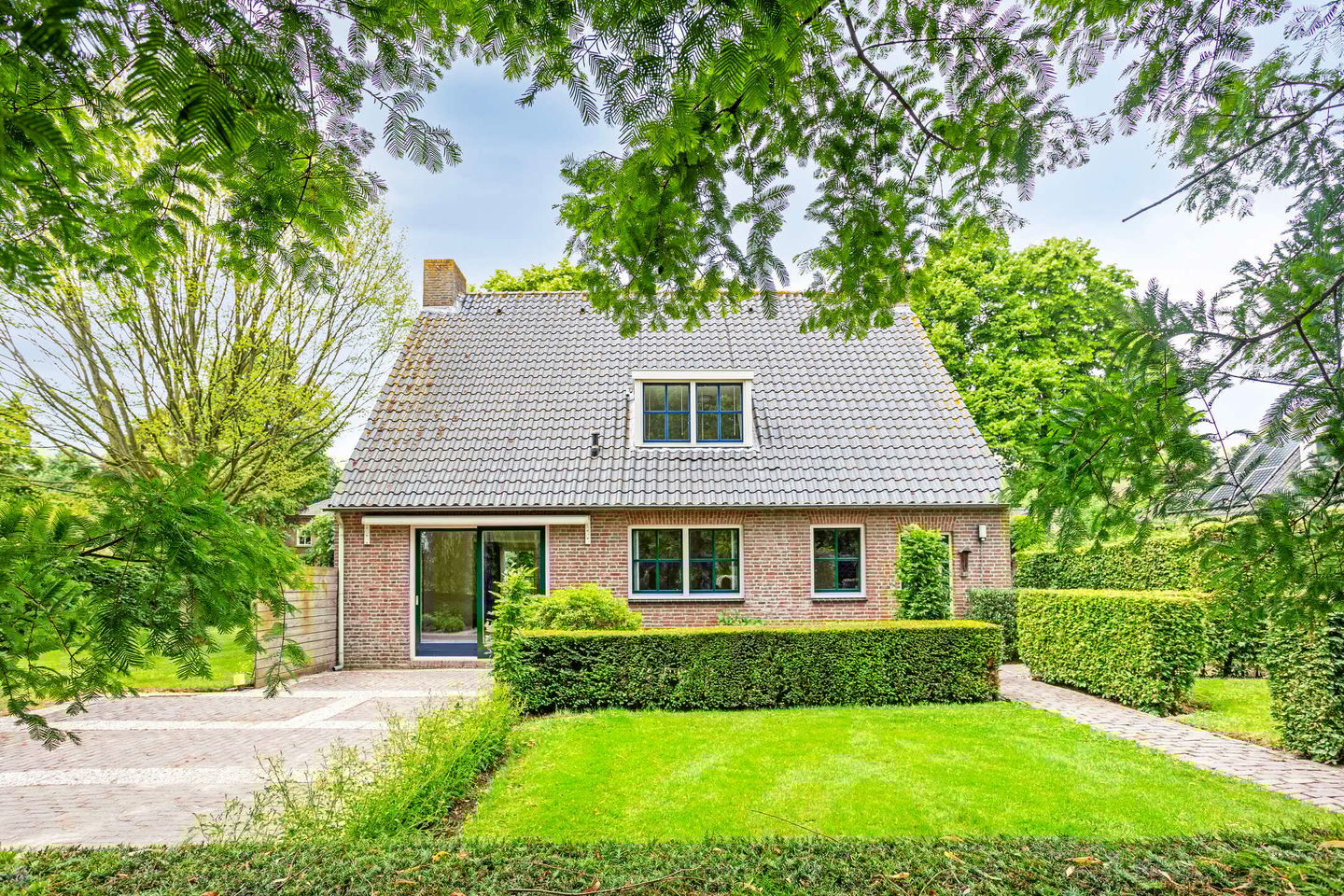 Foto 49 van Loonsestraat 1-A