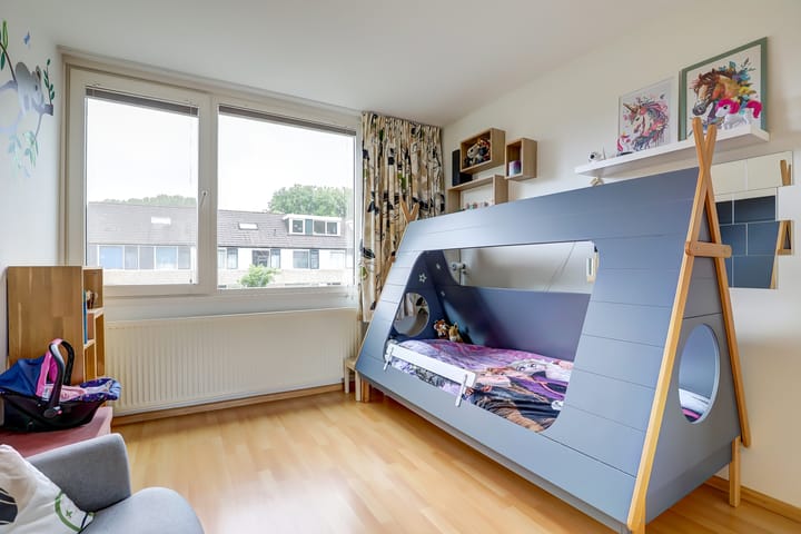 Photo 11 of Madelieflaan 28