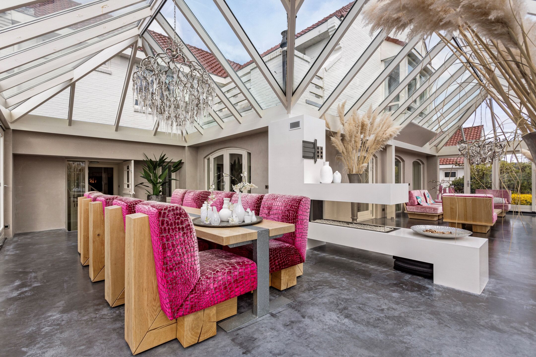 Photo 3 of Pluto 200