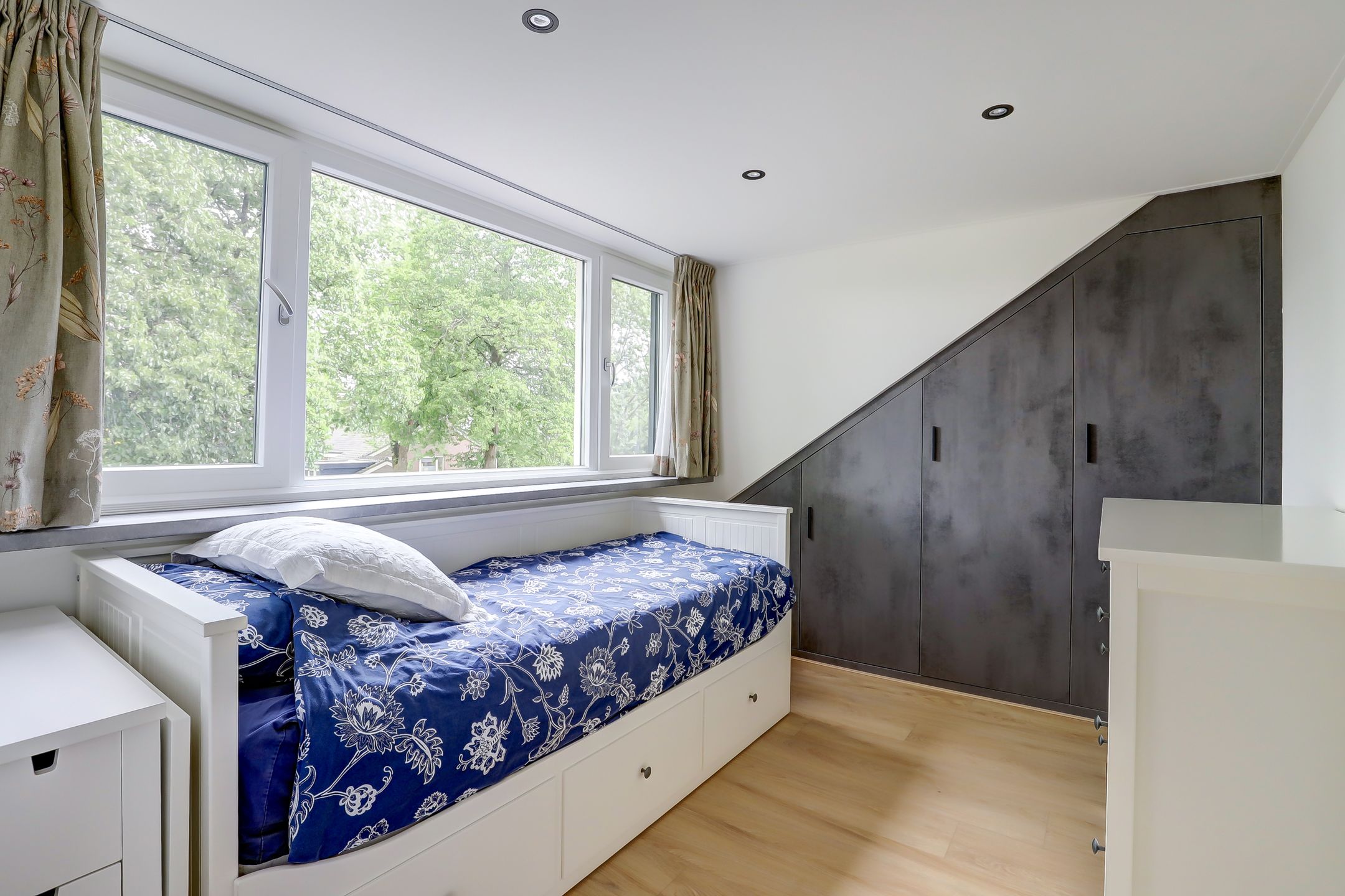 Foto 24 van Madelieflaan 28