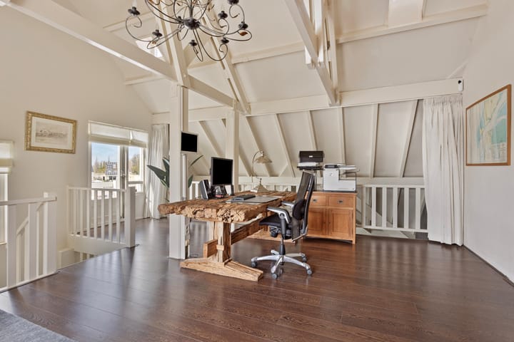 Photo 13 of Pluto 200