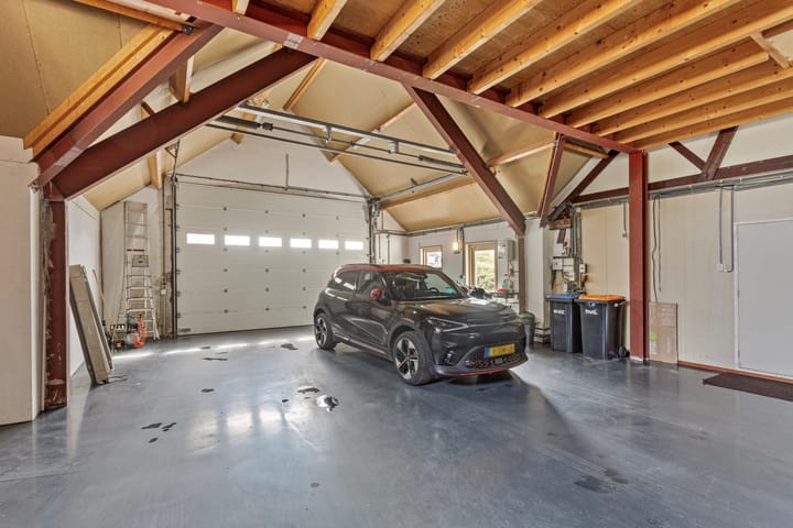 Photo 23 of Pluto 200