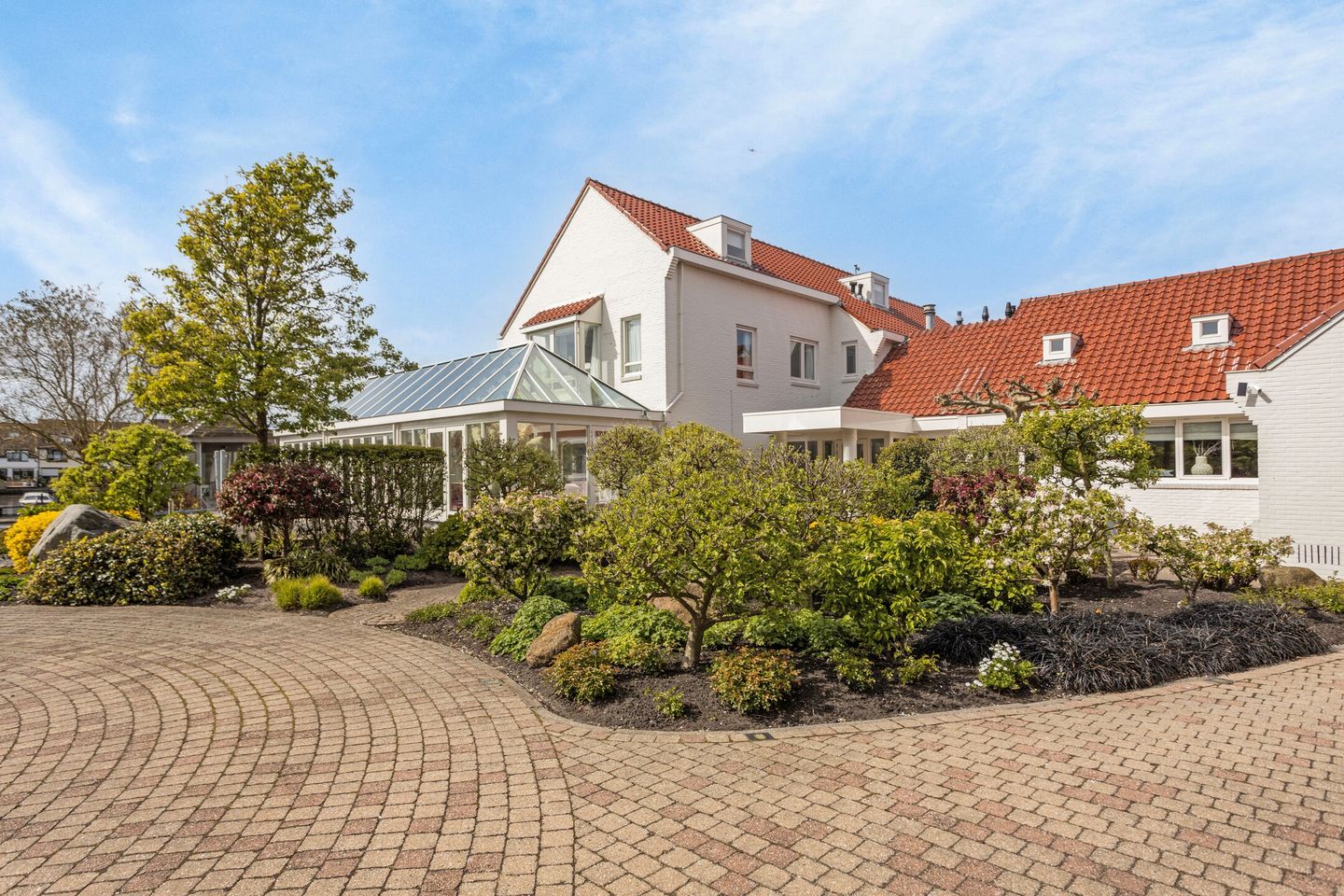 Photo 29 of Pluto 200