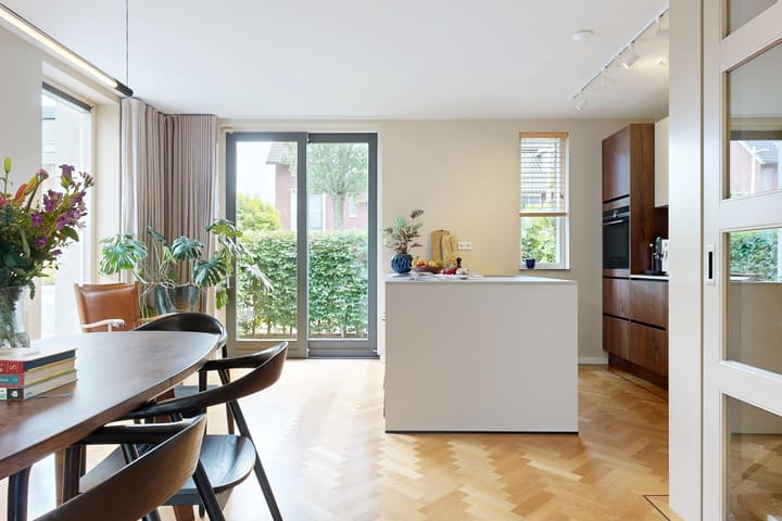 Foto 6 van Burt Bacharachstraat 139