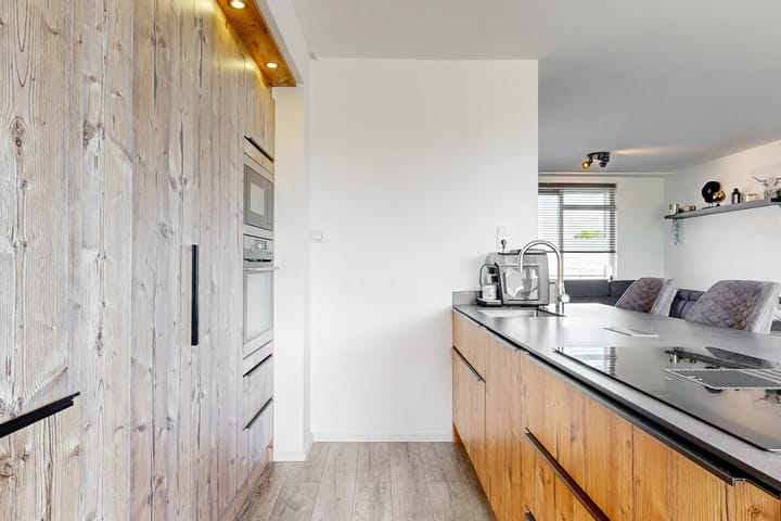 Photo 26 of Mgr. W.M. Bekkerslaan 6