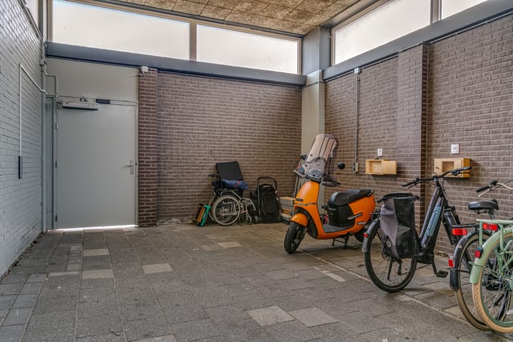 Photo 41 of Mgr. W.M. Bekkerslaan 6