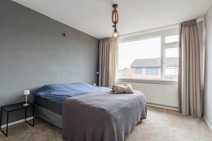 Foto 25 van Heidestraat 4