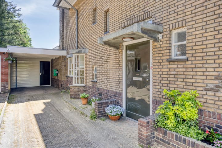 Foto 8 van Poelhekkelaan 9